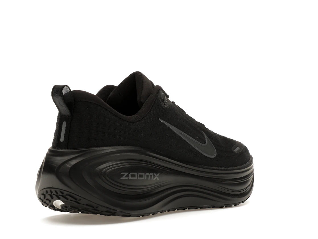 Vue 32 de Nike Vomero Plus Black