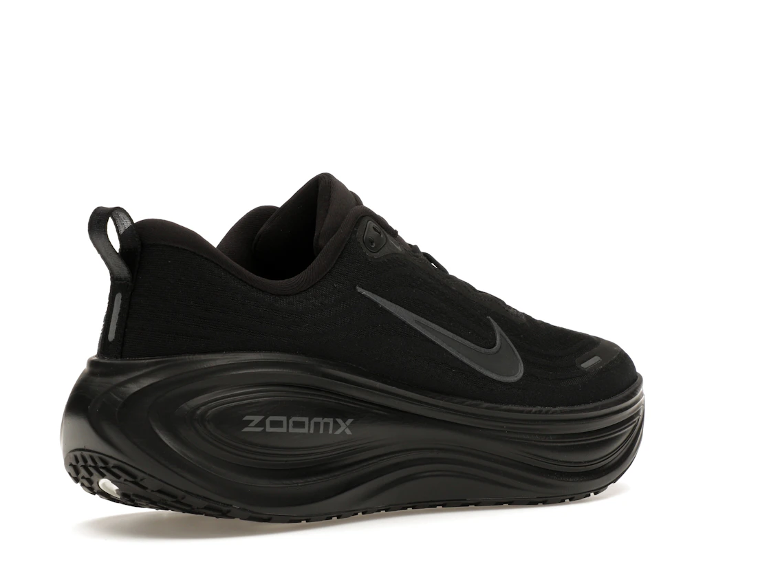 Vue 33 de Nike Vomero Plus Black