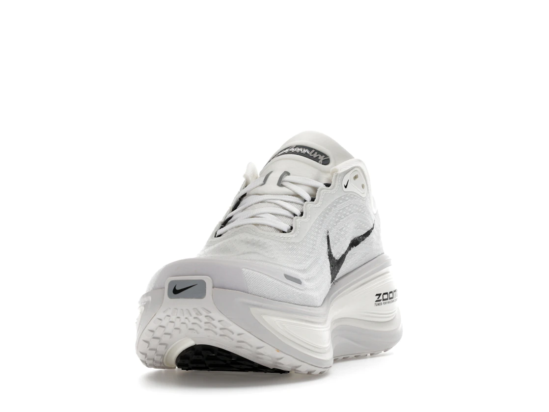 Vue 12 de Nike Vomero Plus Run