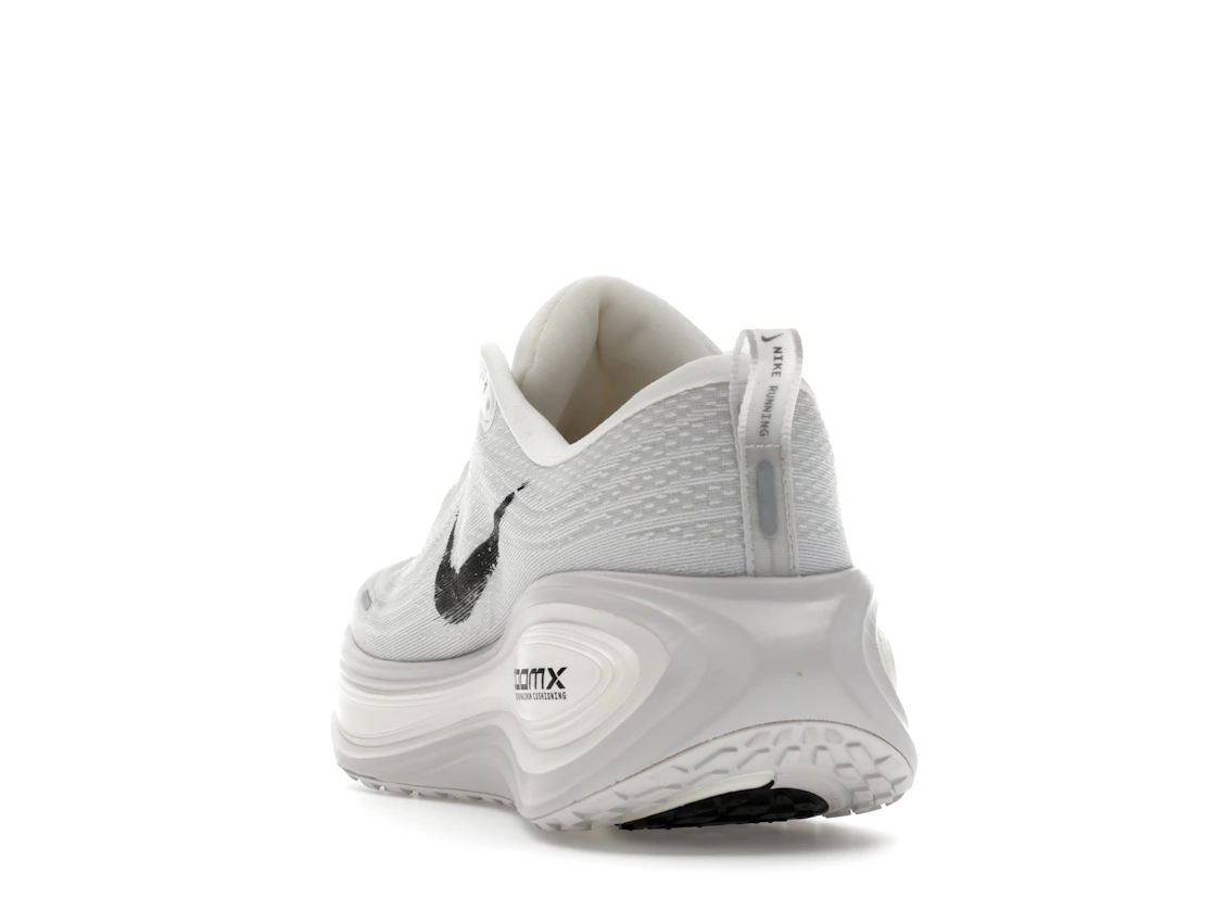 Vue 26 de Nike Vomero Plus Run