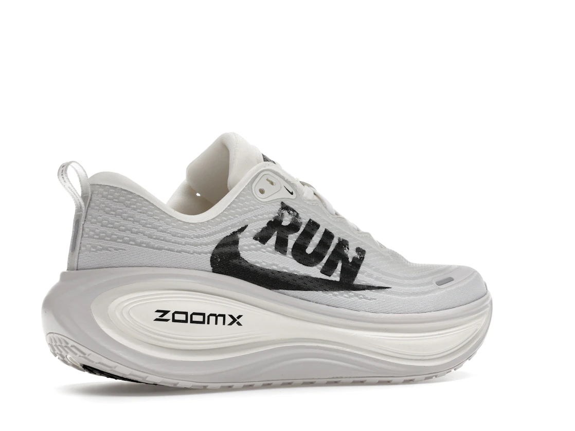Vue 34 de Nike Vomero Plus Run