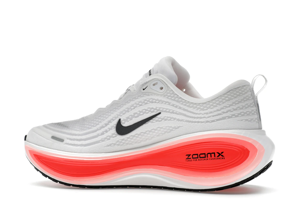 Vue 21 de Nike Vomero Plus White Black Bright Crimson