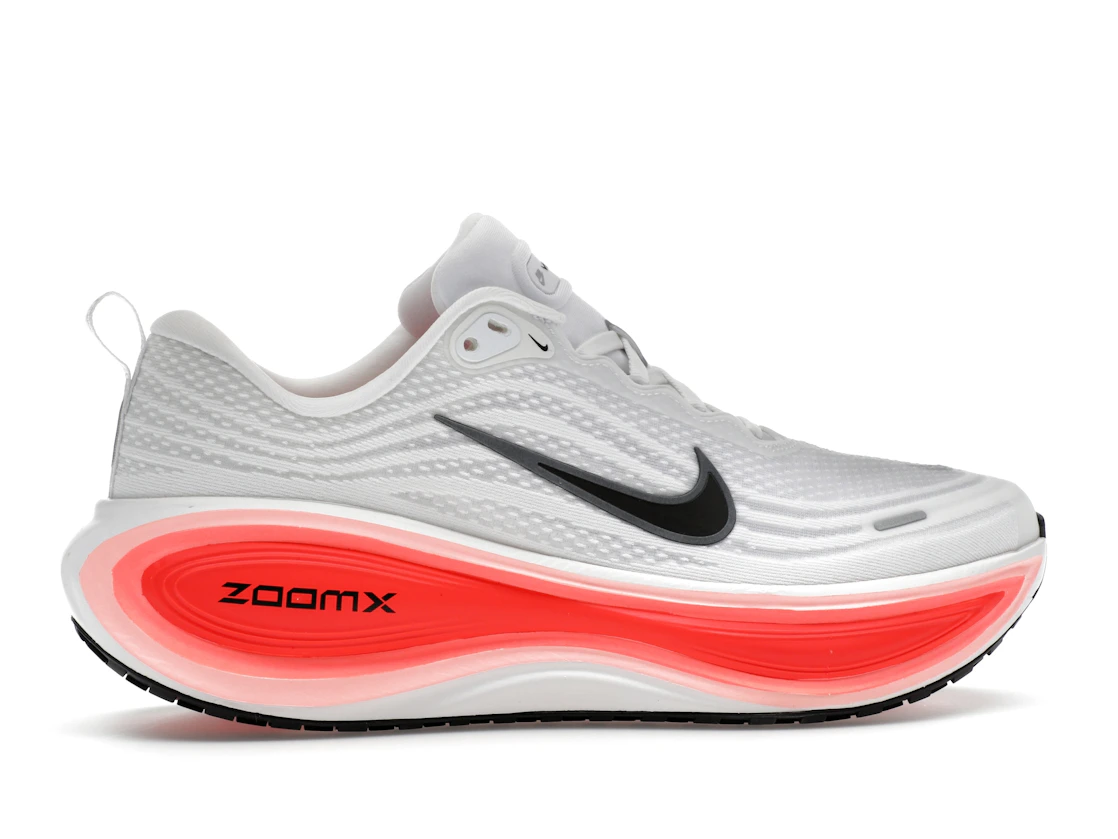 Vue 36 de Nike Vomero Plus White Black Bright Crimson