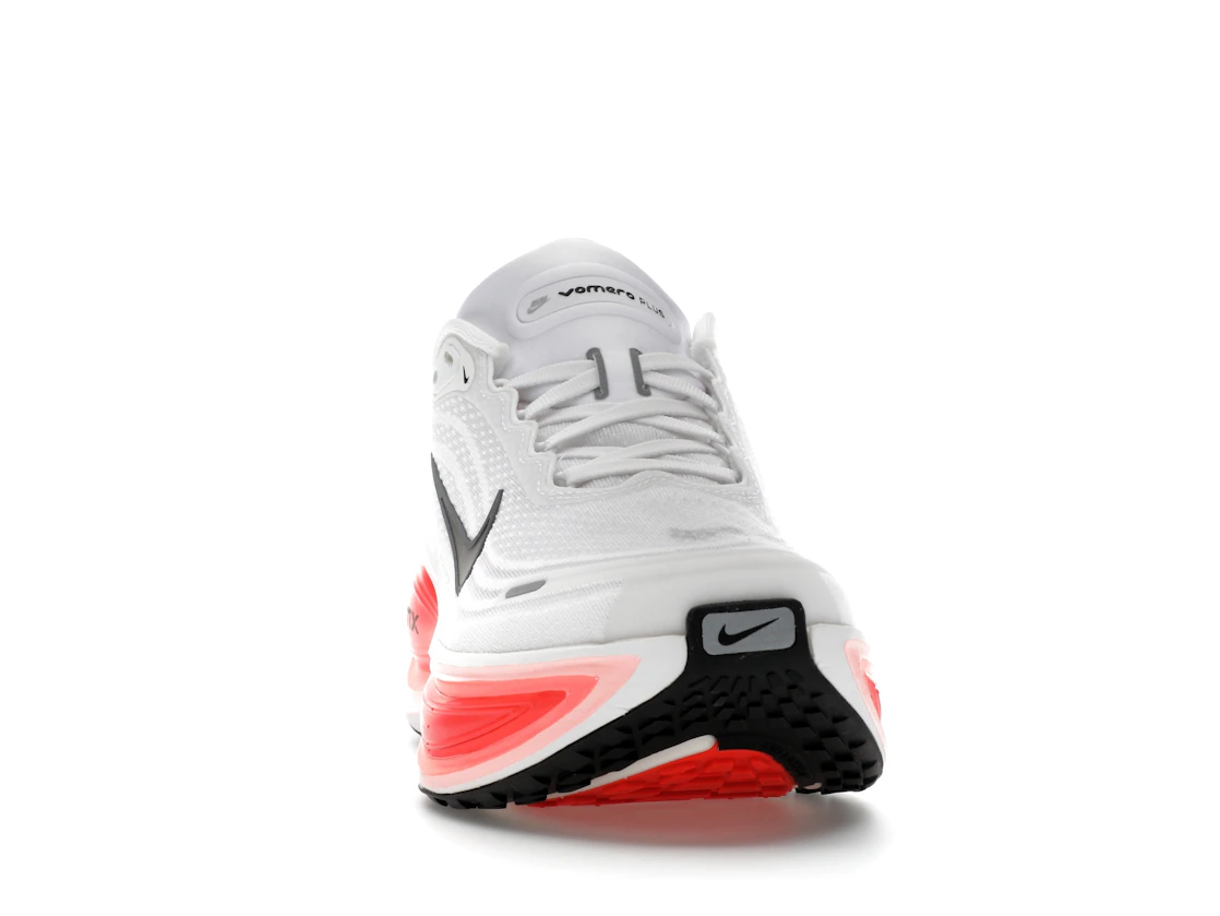Vue 9 de Nike Vomero Plus White Black Bright Crimson