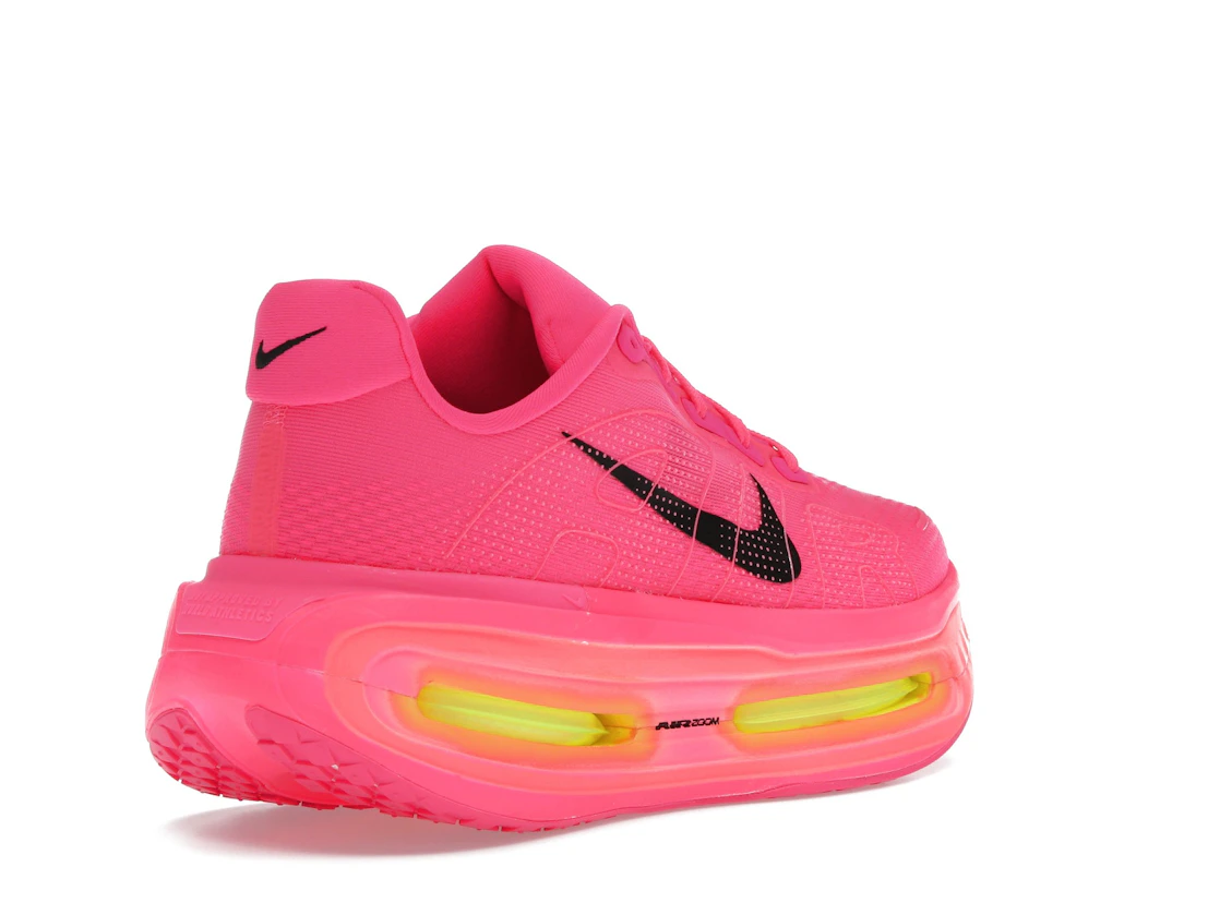 Vue 32 de Nike Vomero Premium Hyper Pink 