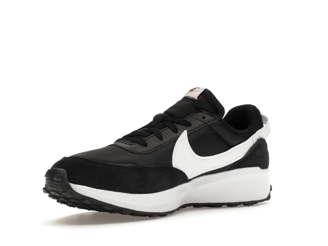 Vue 15 de Nike Waffle Debut Black White