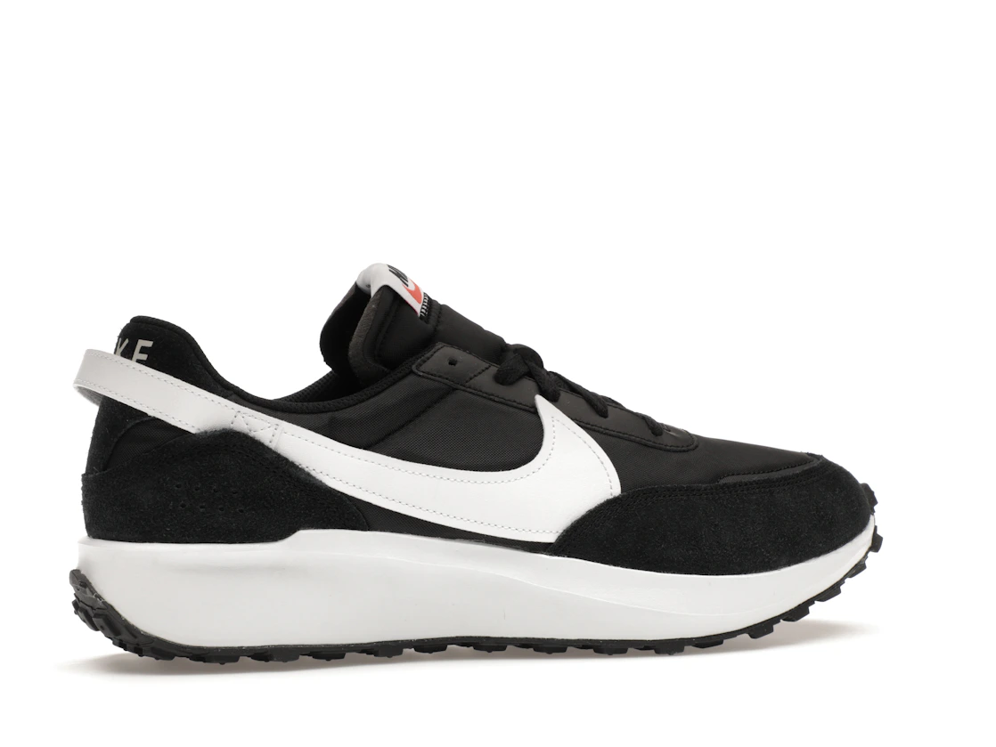 Vue 35 de Nike Waffle Debut Black White