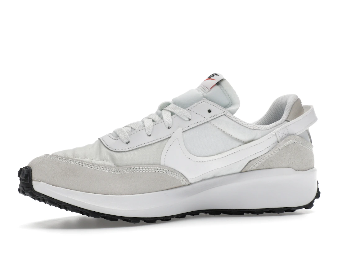 Vue 17 de Nike Waffle Debut White Black Orange
