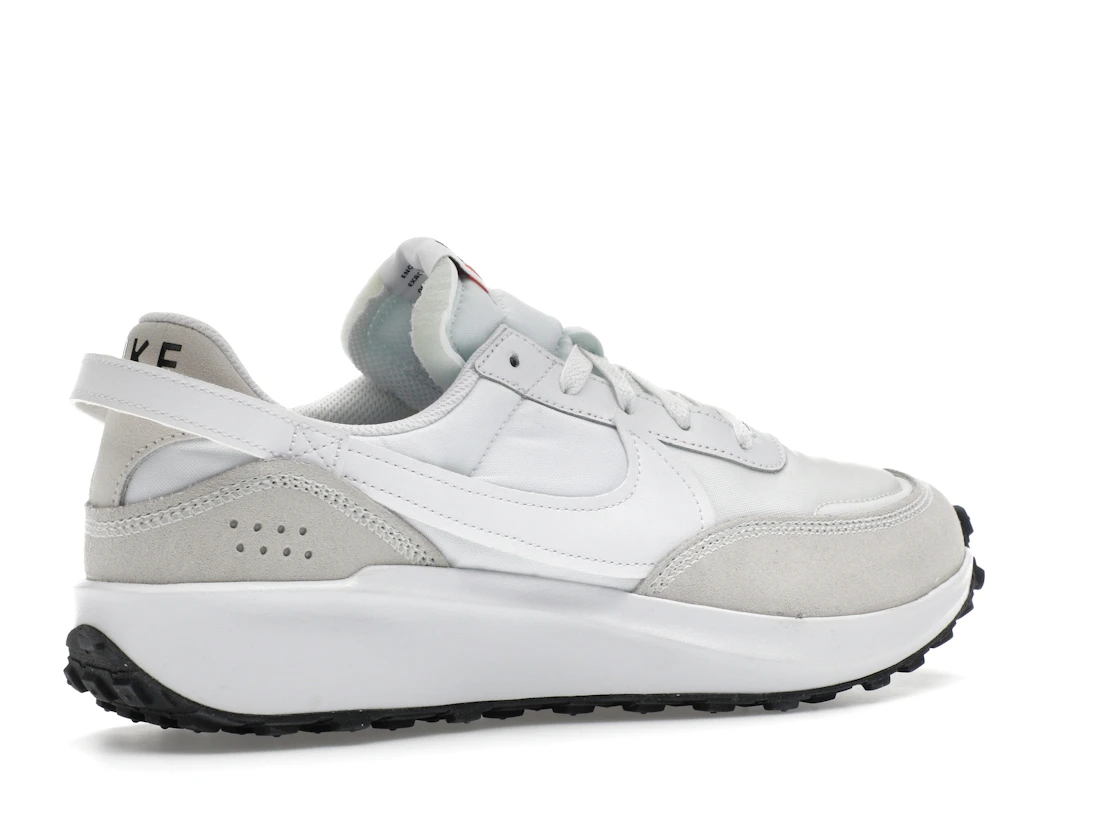 Vue 34 de Nike Waffle Debut White Black Orange