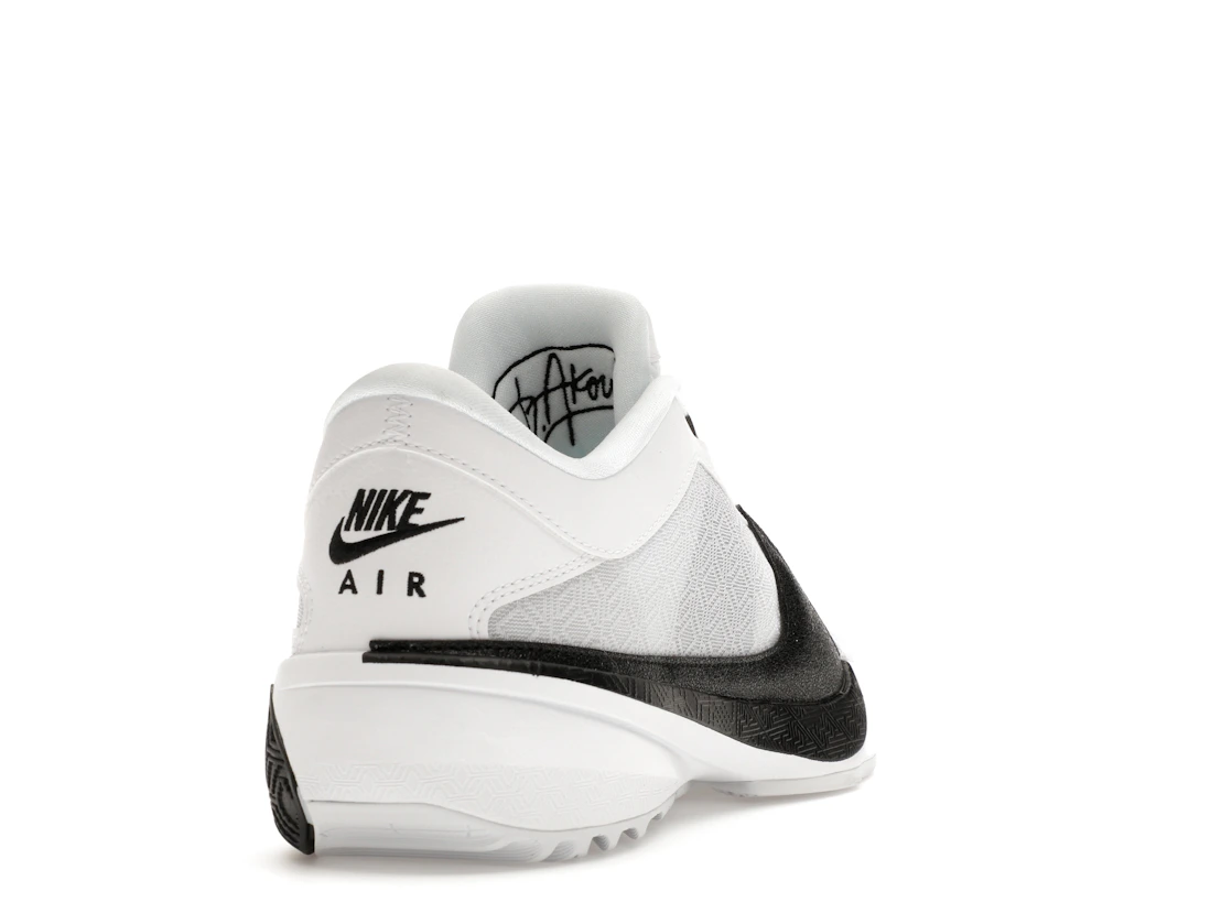 Vue 30 de Nike Zoom Freak 5 TB White
