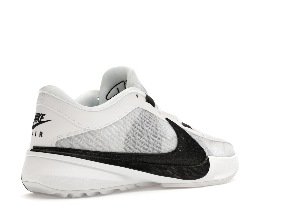 Vue 33 de Nike Zoom Freak 5 TB White