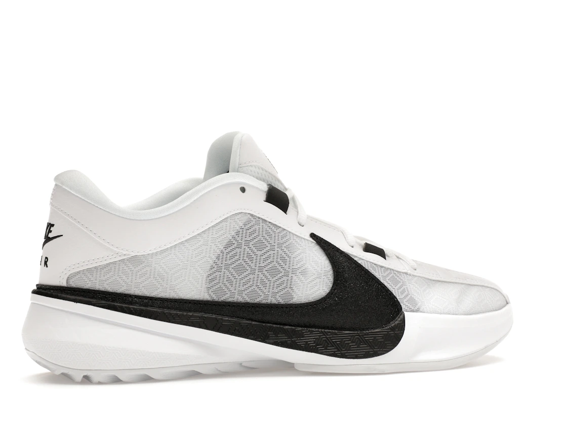 Vue 35 de Nike Zoom Freak 5 TB White