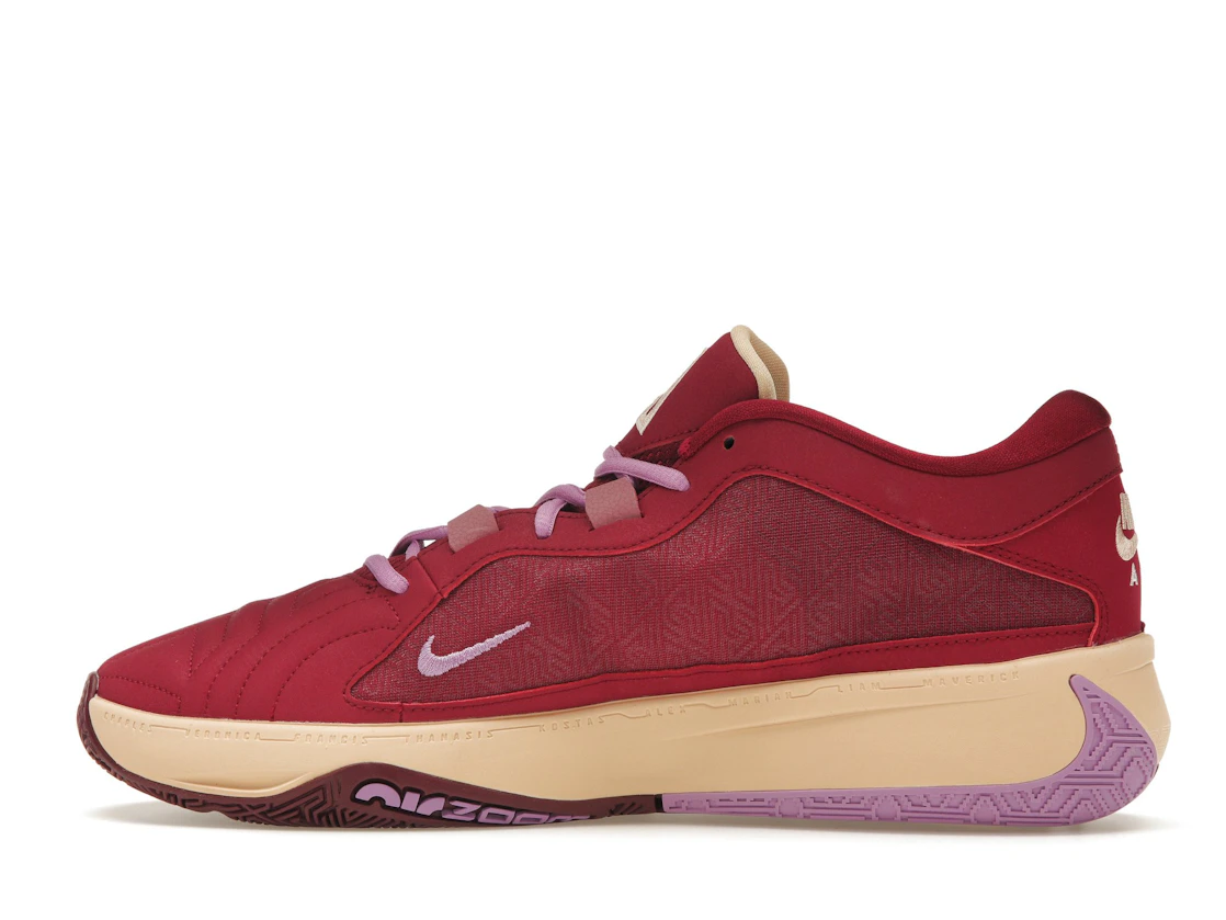 Vue 20 de Nike Zoom Freak 5 Alphabet Bros