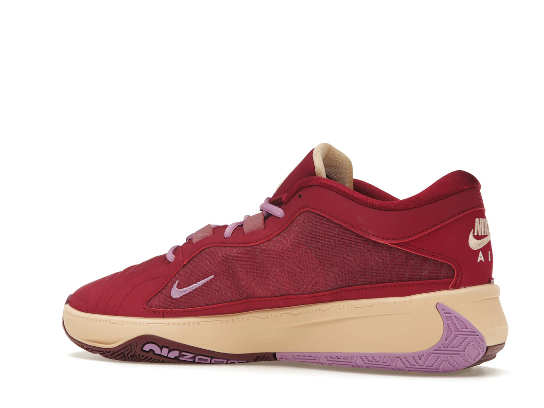 Vue 22 de Nike Zoom Freak 5 Alphabet Bros