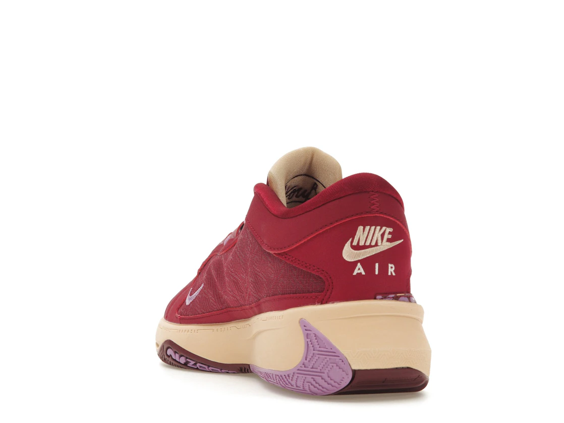 Vue 26 de Nike Zoom Freak 5 Alphabet Bros