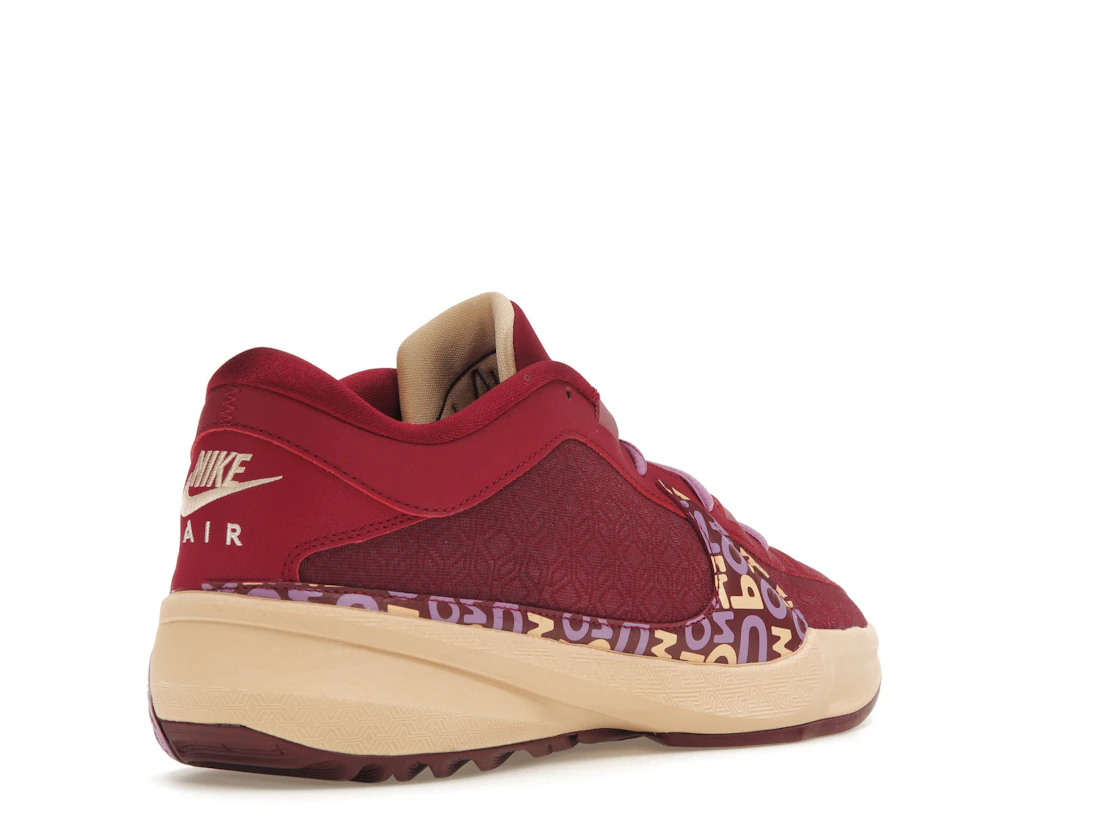 Vue 32 de Nike Zoom Freak 5 Alphabet Bros