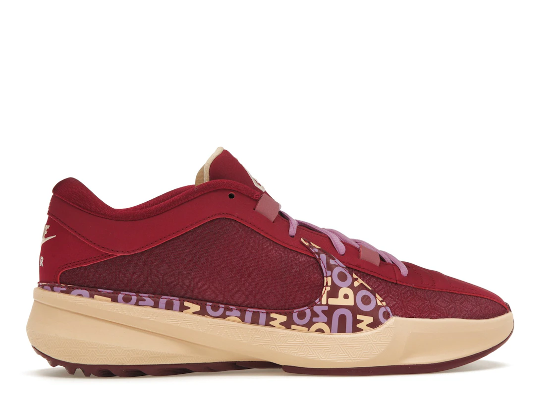Vue 36 de Nike Zoom Freak 5 Alphabet Bros