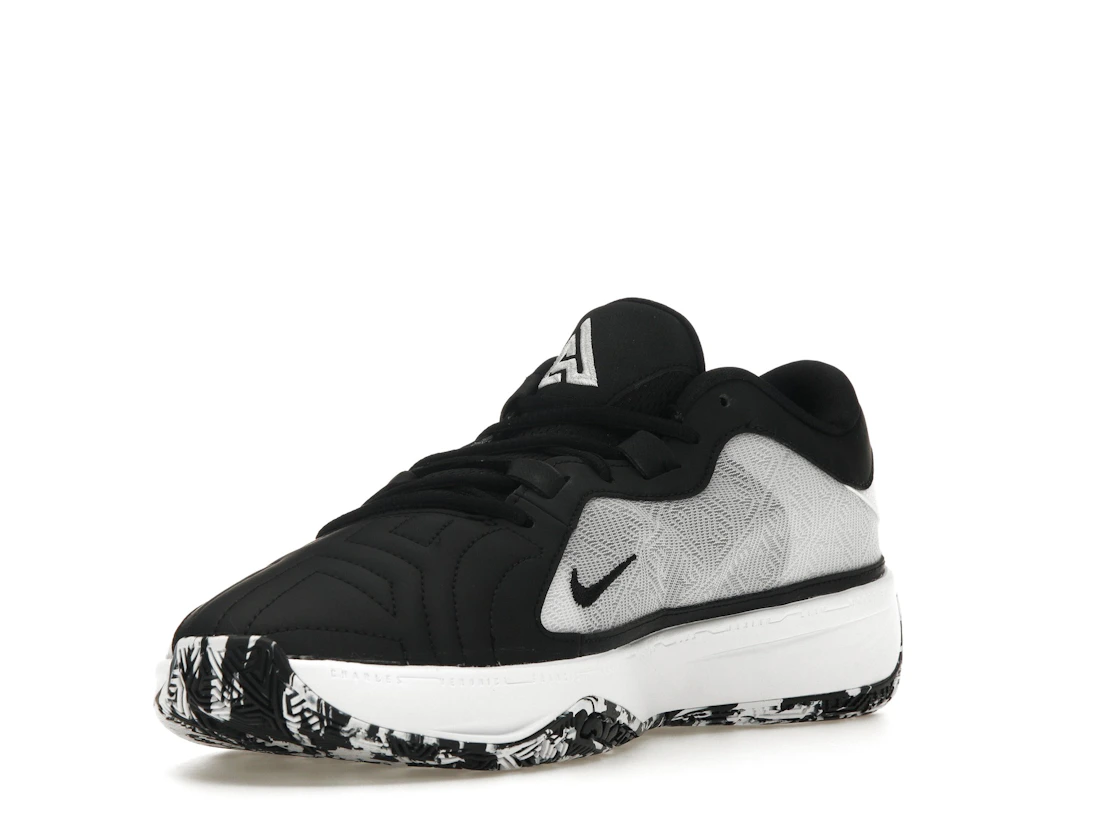 Vue 14 de Nike Zoom Freak 5 Oreo