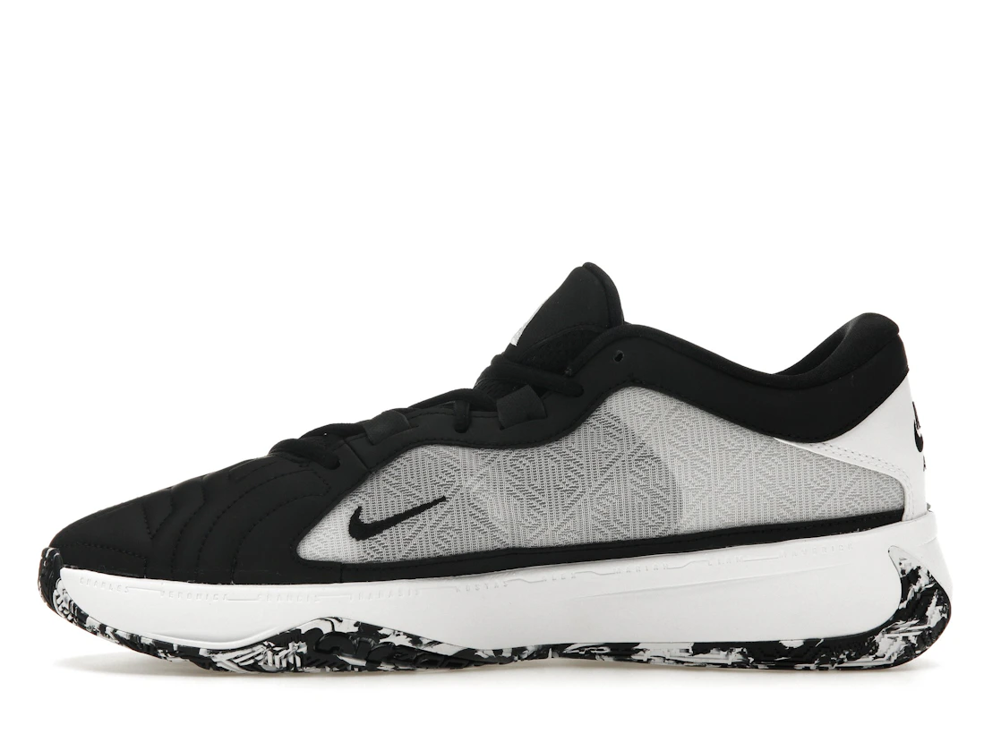 Vue 19 de Nike Zoom Freak 5 Oreo