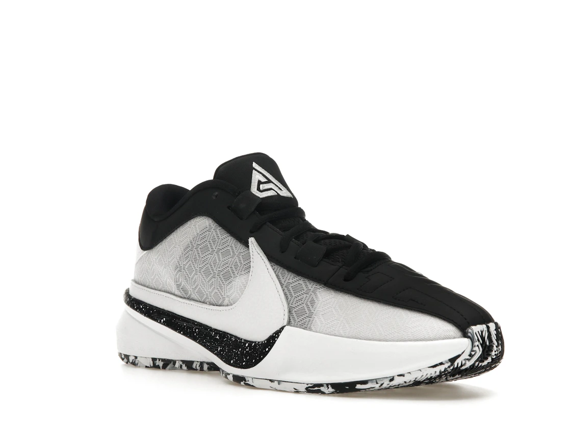Vue 6 de Nike Zoom Freak 5 Oreo