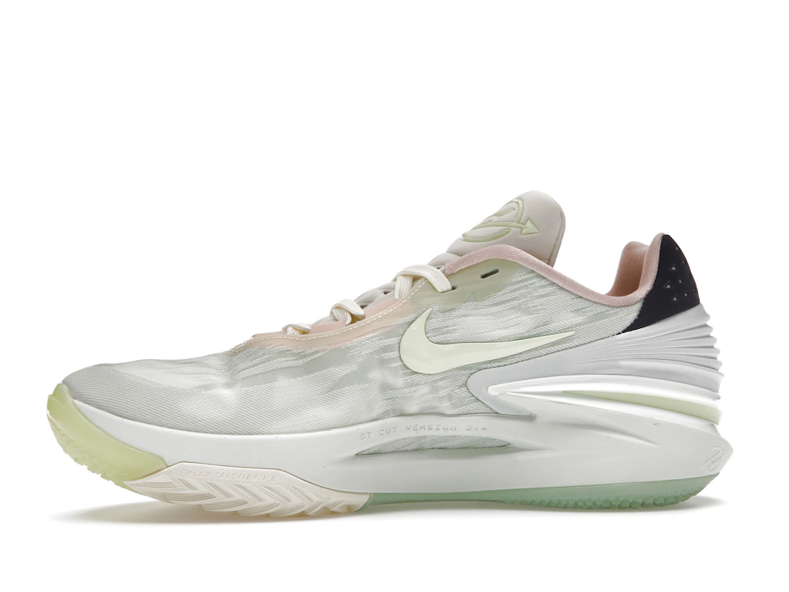 Vue 18 de Nike Zoom GT Cut 2 Barely Green