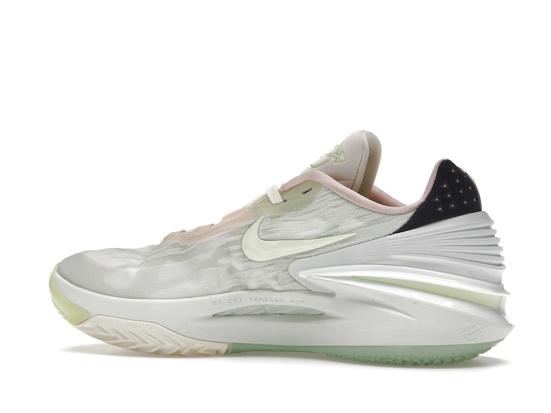 Vue 21 de Nike Zoom GT Cut 2 Barely Green