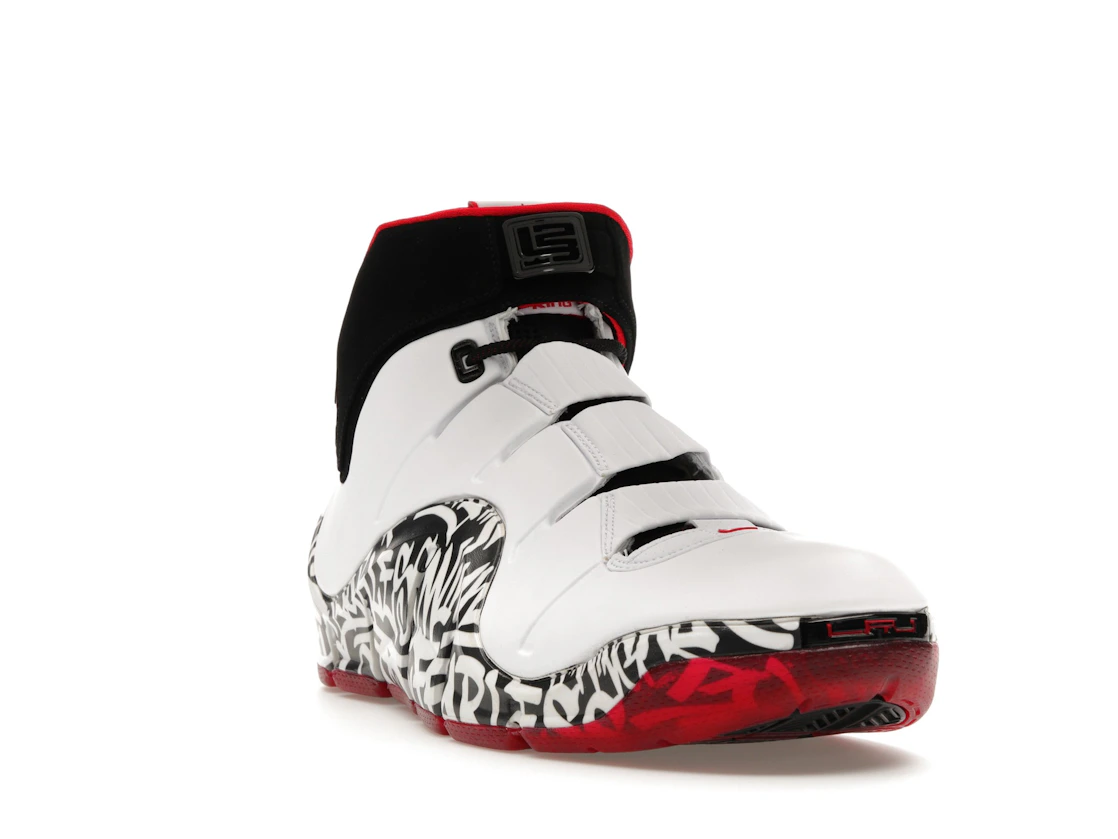 Vue 7 de Nike Zoom LeBron 4 Graffiti (2023)