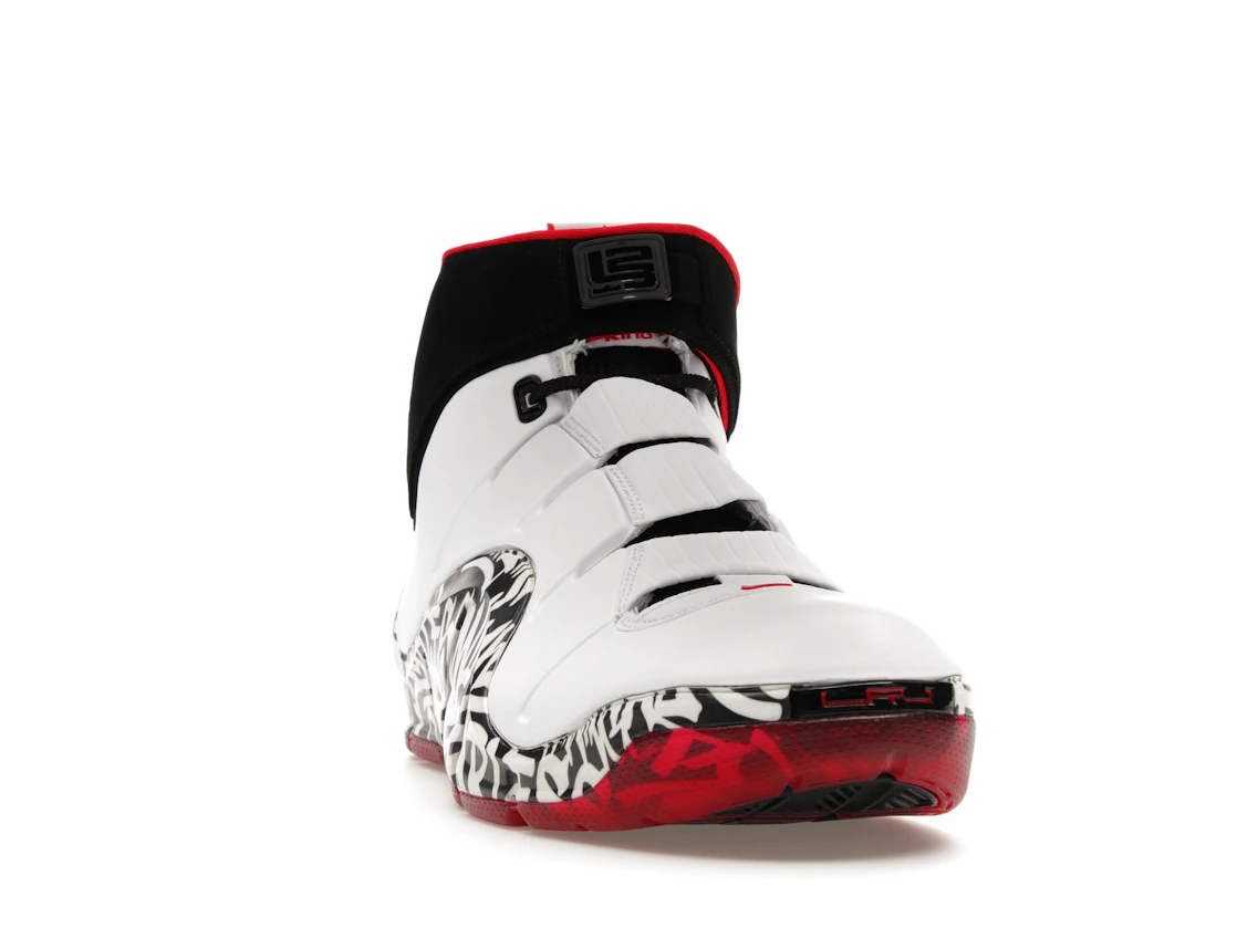 Vue 8 de Nike Zoom LeBron 4 Graffiti (2023)
