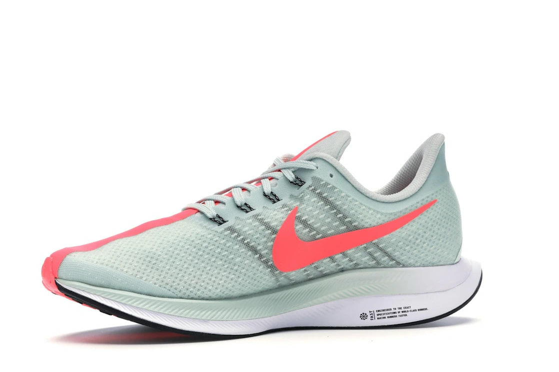 Vue 17 de Nike Zoom Pegasus 35 Turbo Wolf Grey Hot Punch 