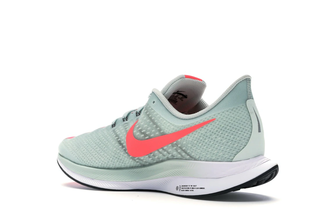 Vue 23 de Nike Zoom Pegasus 35 Turbo Wolf Grey Hot Punch 
