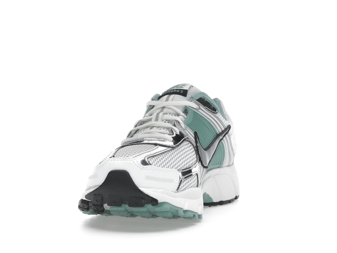 Vue 12 de Nike Zoom Vomero 5 Cannon 