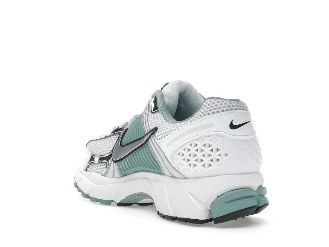Vue 25 de Nike Zoom Vomero 5 Cannon 