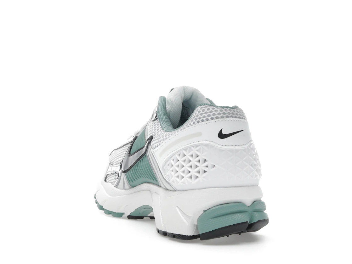 Vue 26 de Nike Zoom Vomero 5 Cannon 