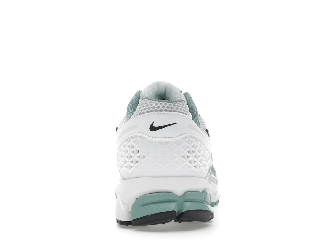 Vue 28 de Nike Zoom Vomero 5 Cannon 