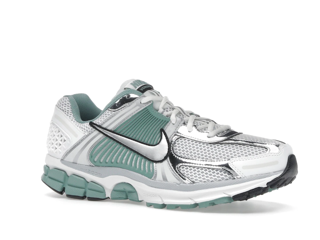 Vue 4 de Nike Zoom Vomero 5 Cannon 