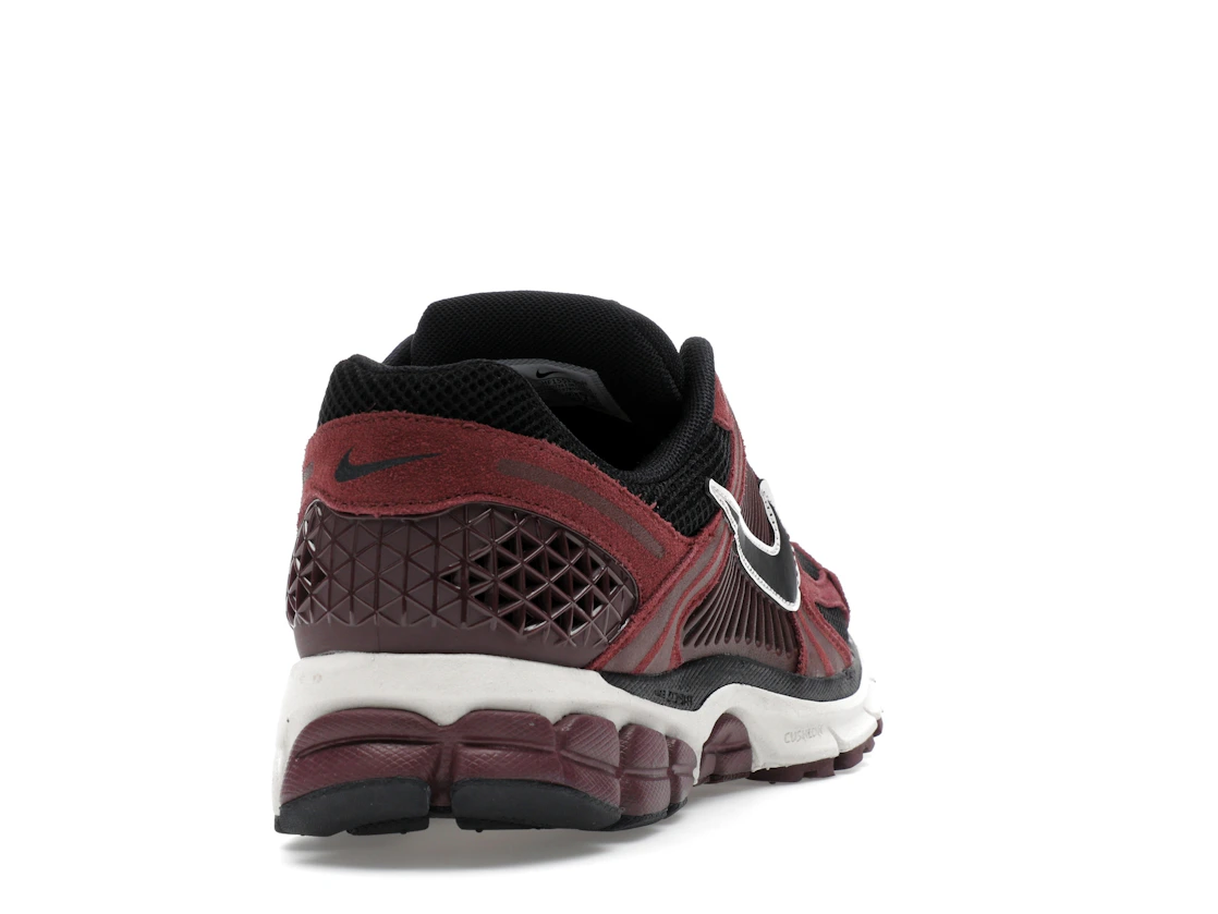 Vue 30 de Nike Zoom Vomero 5 Dark Team Red