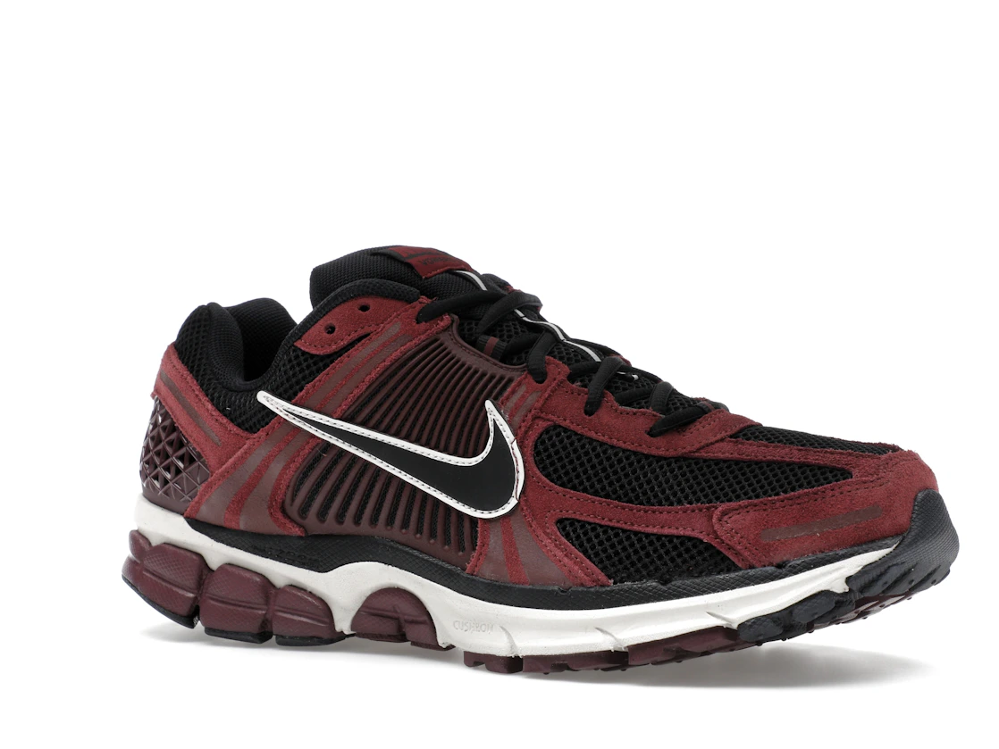 Vue 4 de Nike Zoom Vomero 5 Dark Team Red