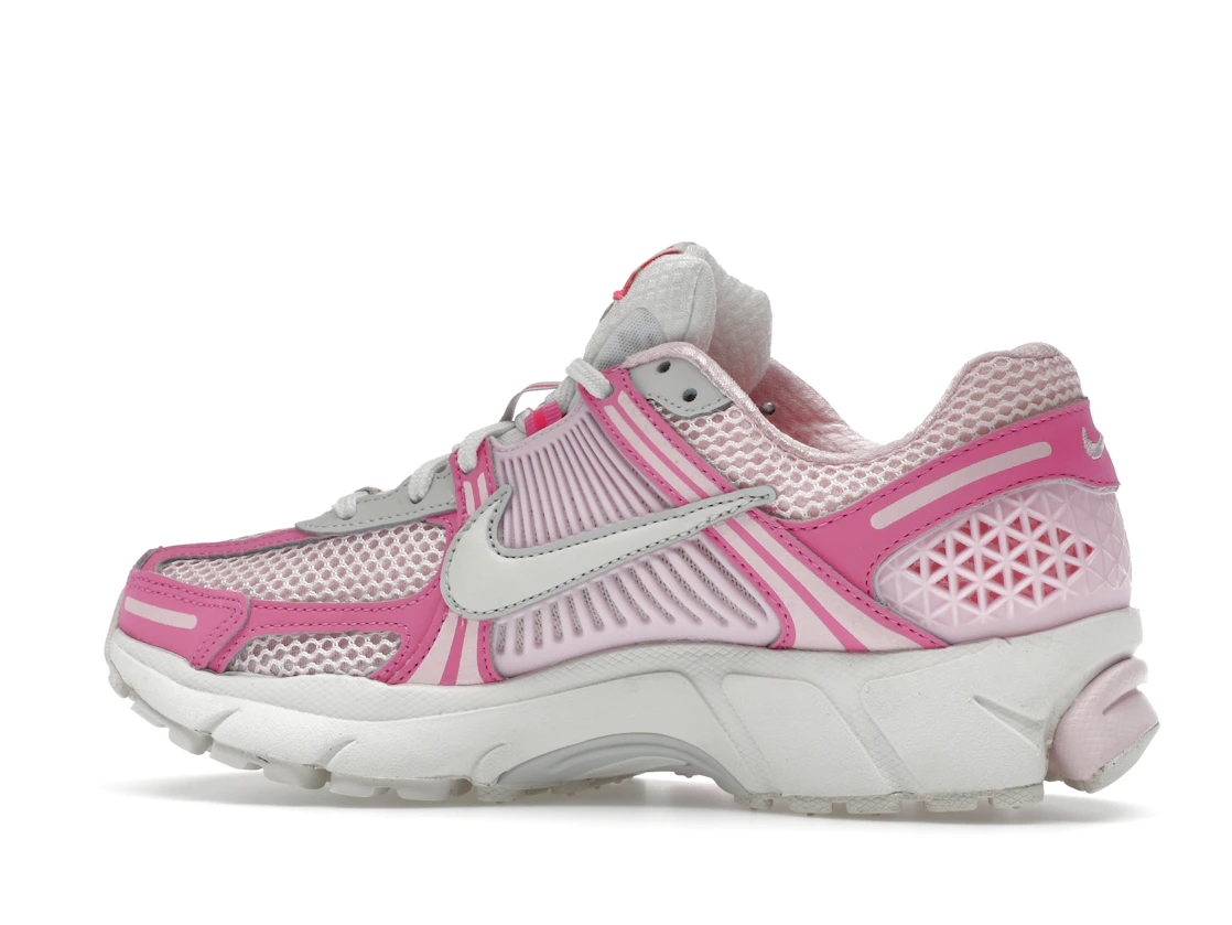 Vue 21 de Nike Zoom Vomero 5 Hyper Pink 