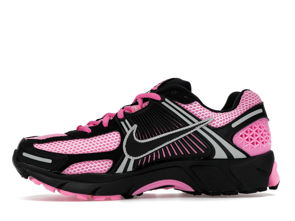 Vue 18 de Nike Zoom Vomero 5 Pink Spell Black 