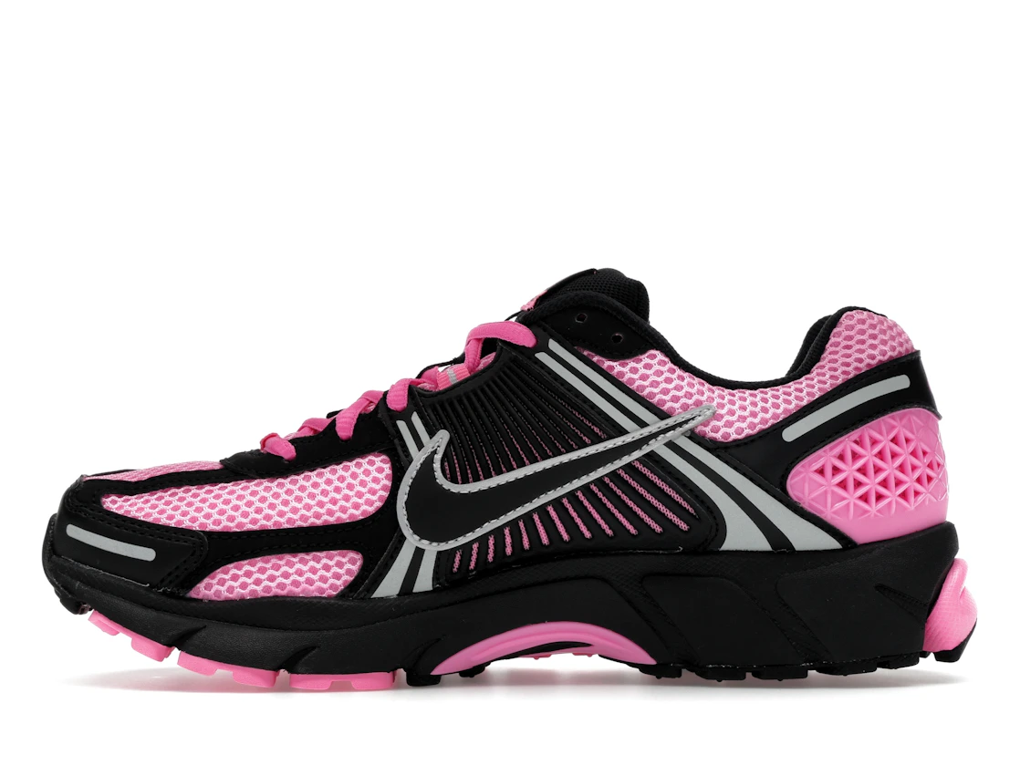 Vue 19 de Nike Zoom Vomero 5 Pink Spell Black 