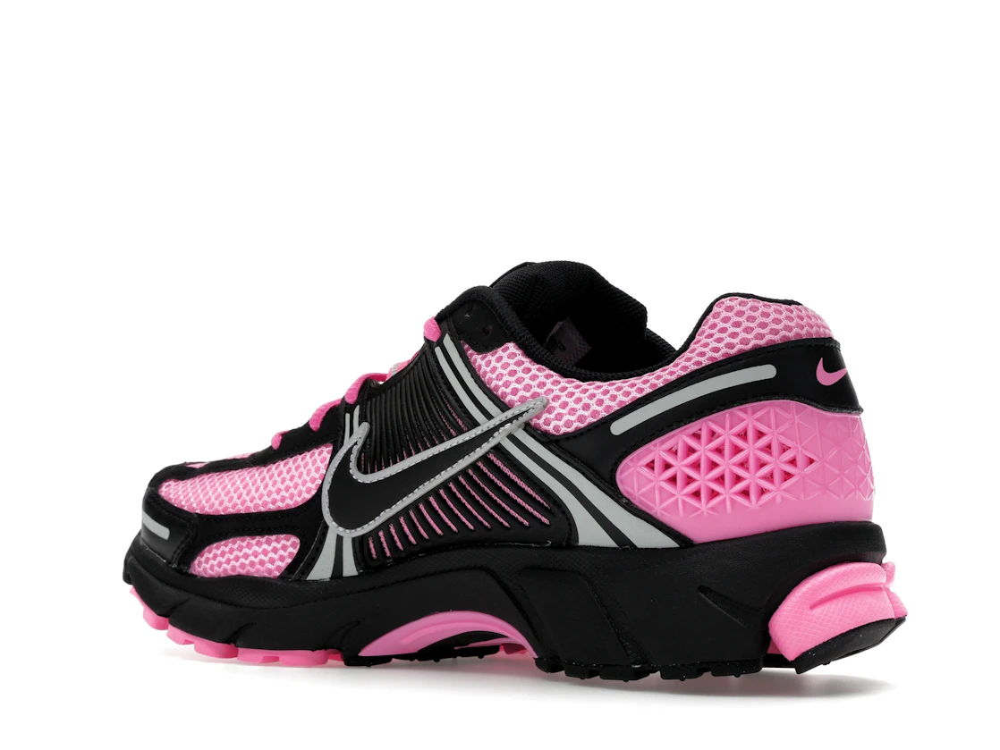 Vue 23 de Nike Zoom Vomero 5 Pink Spell Black 