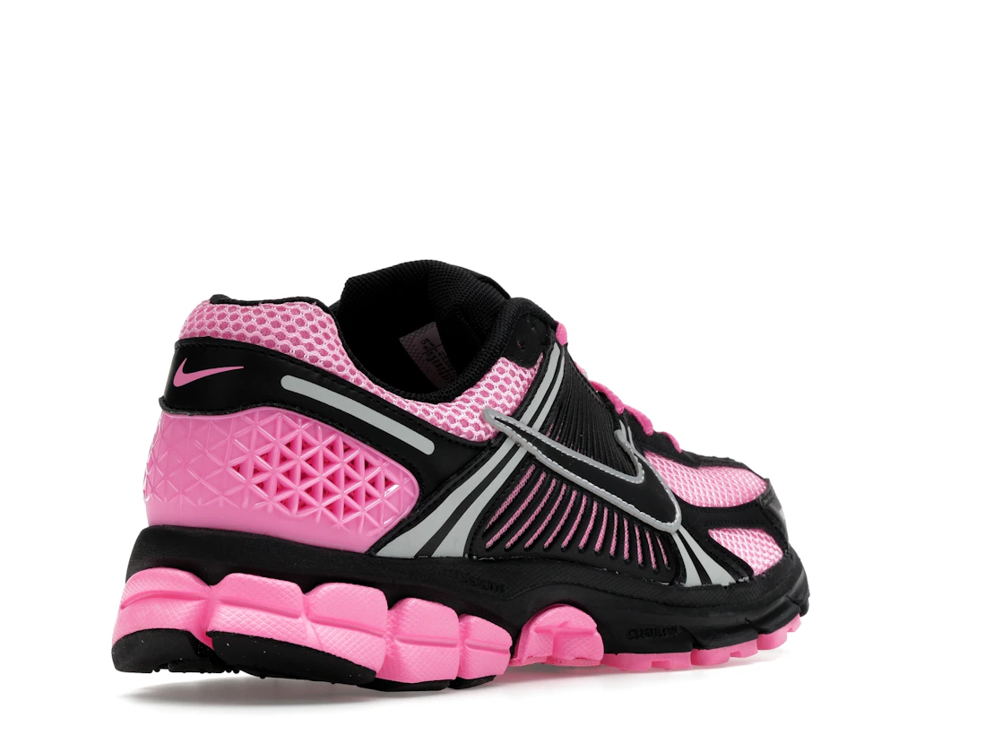 Vue 32 de Nike Zoom Vomero 5 Pink Spell Black 