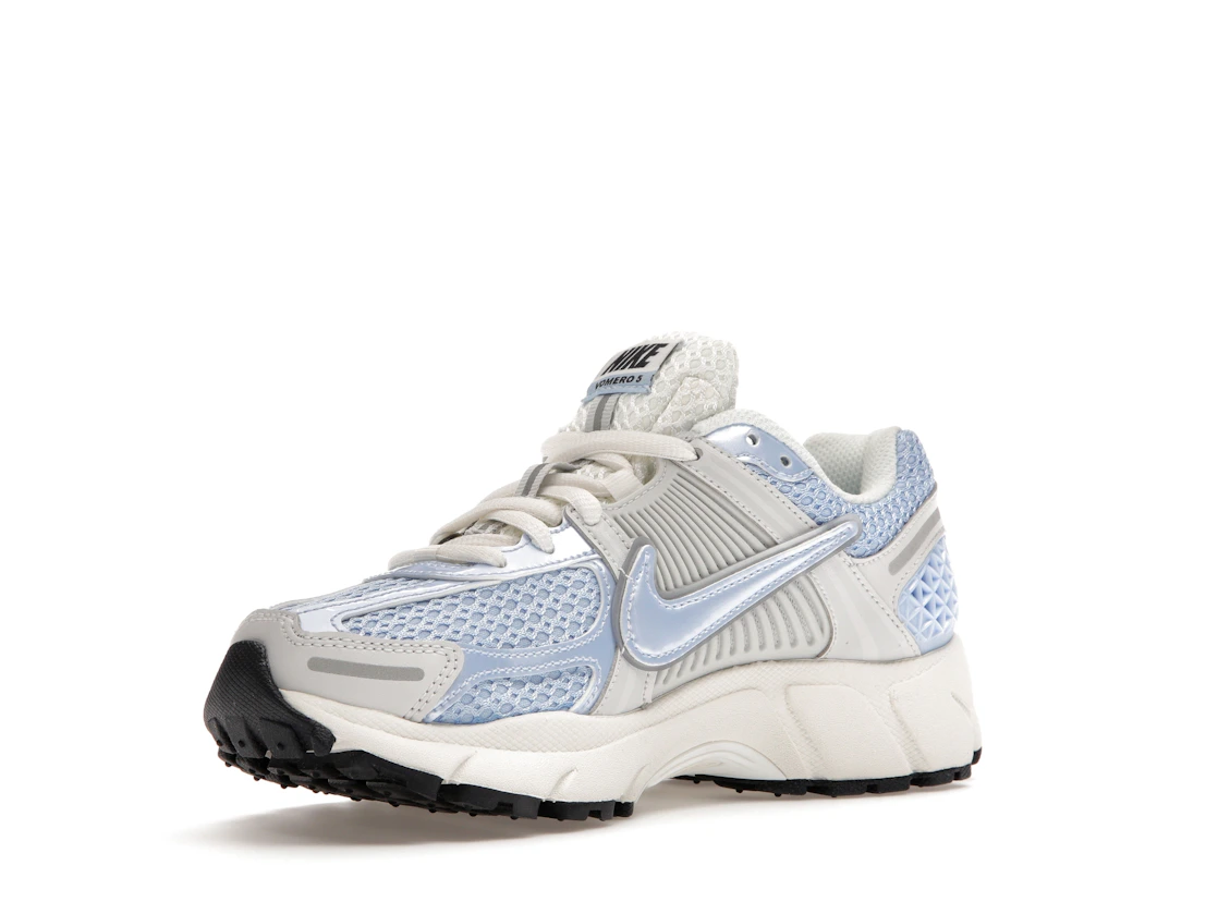 Vue 15 de Nike Zoom Vomero 5 Royal Tint Photon Dust 