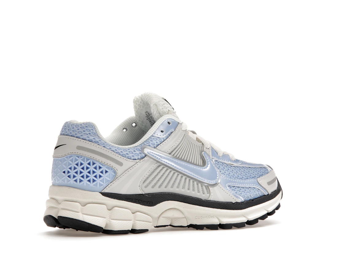Vue 34 de Nike Zoom Vomero 5 Royal Tint Photon Dust 