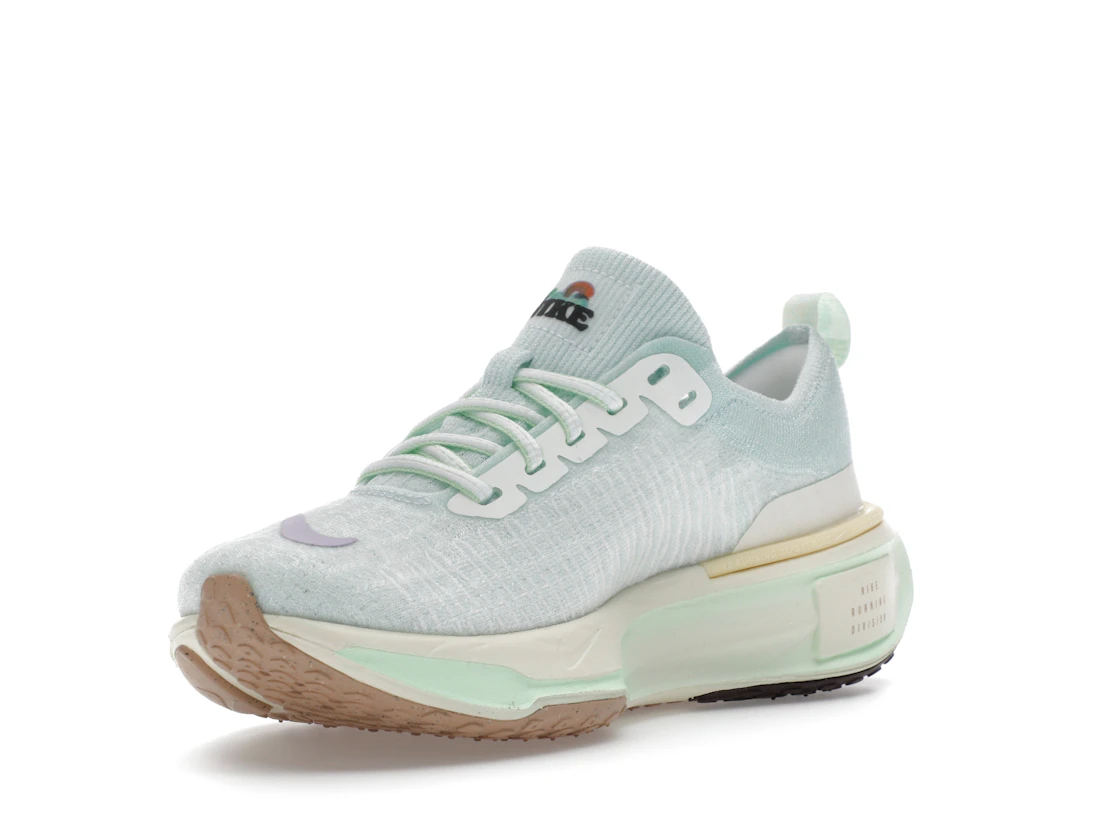 Vue 14 de Nike ZoomX Invincible Run 3 Barely Green Violet Mist 