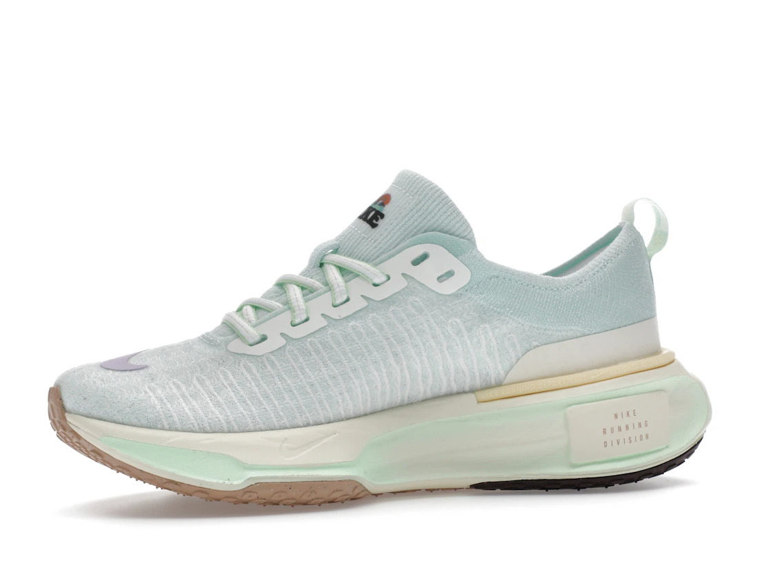 Vue 17 de Nike ZoomX Invincible Run 3 Barely Green Violet Mist 