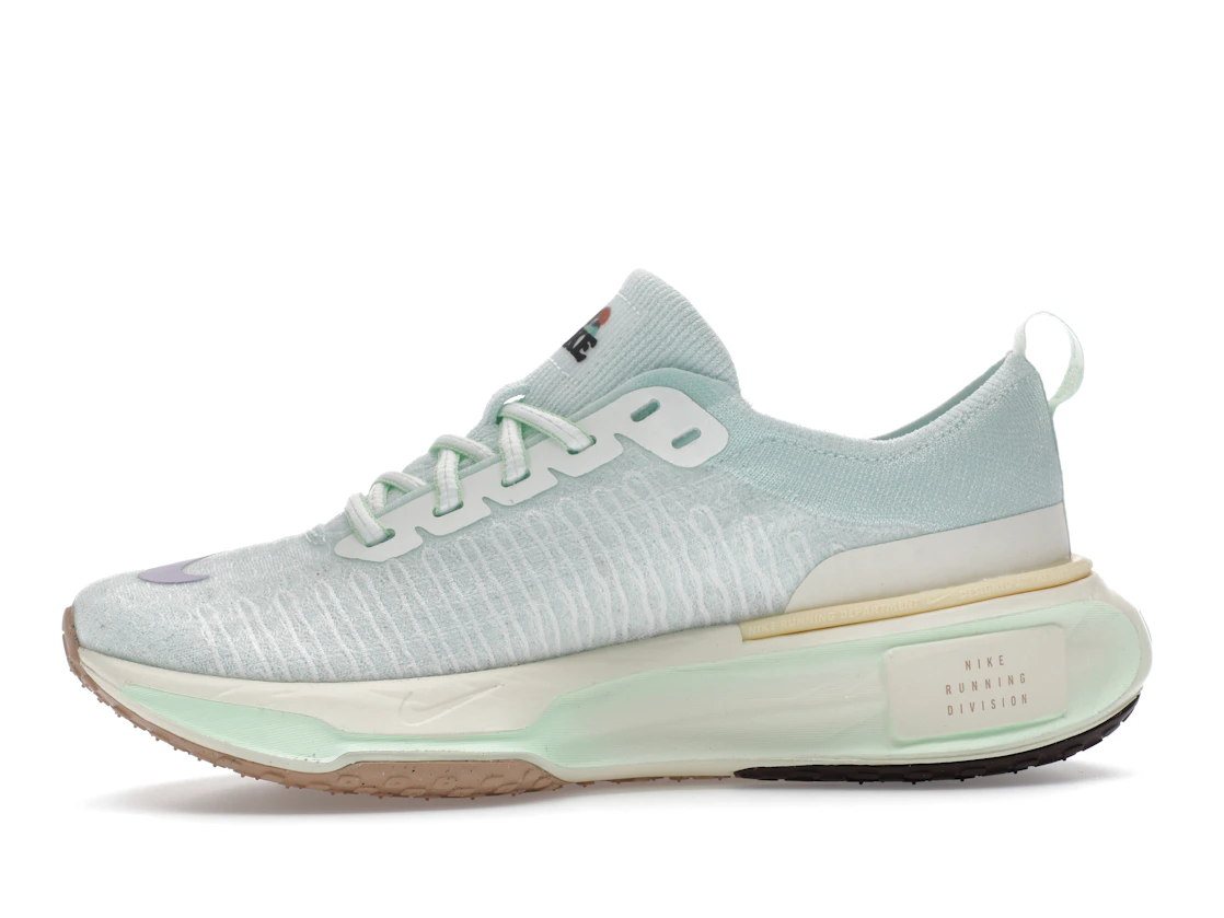 Vue 18 de Nike ZoomX Invincible Run 3 Barely Green Violet Mist 