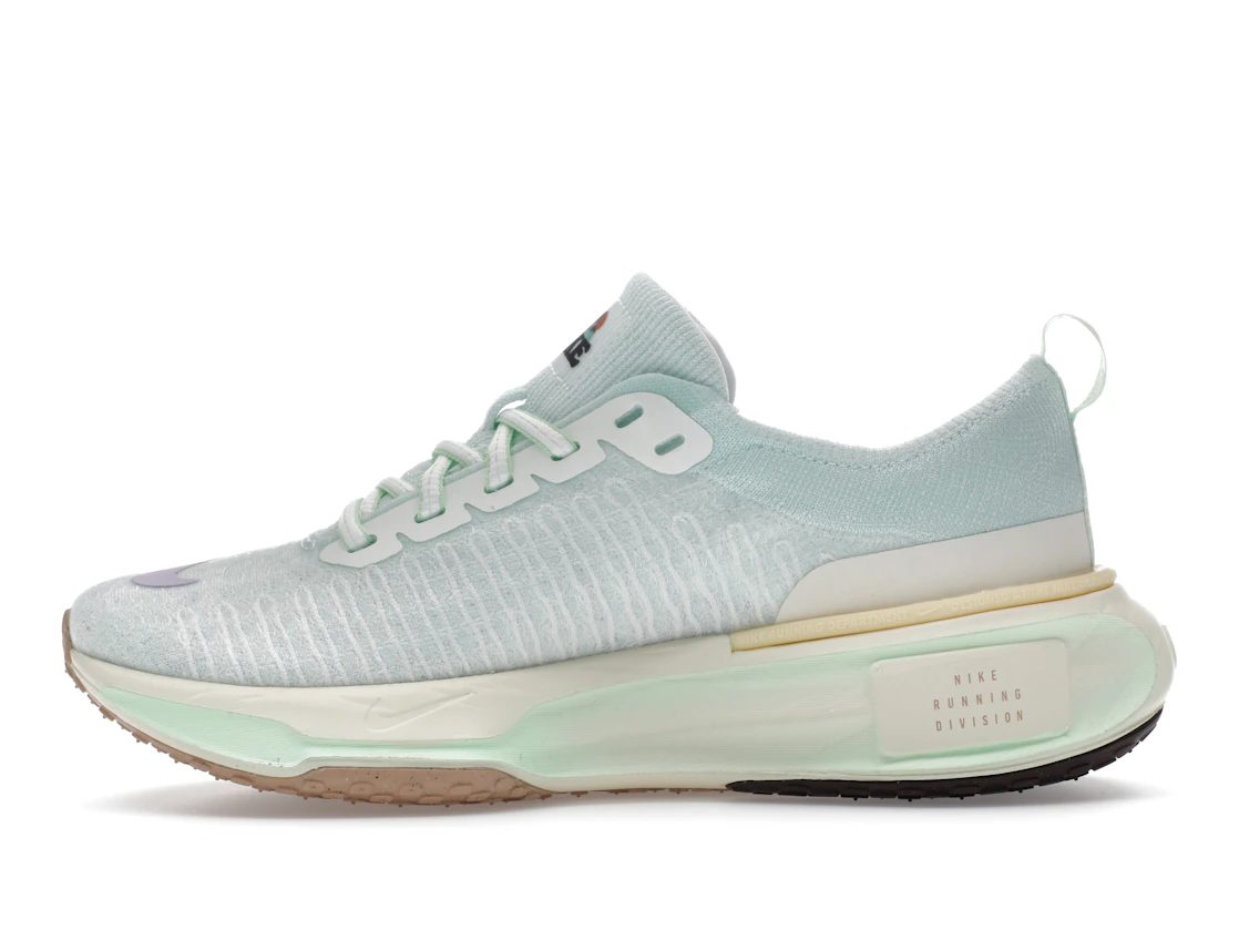 Vue 19 de Nike ZoomX Invincible Run 3 Barely Green Violet Mist 