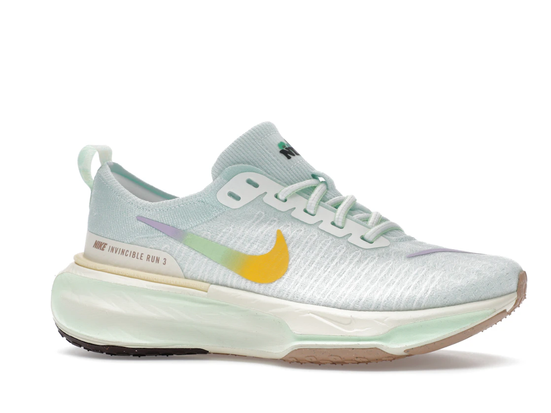 Vue 3 de Nike ZoomX Invincible Run 3 Barely Green Violet Mist 