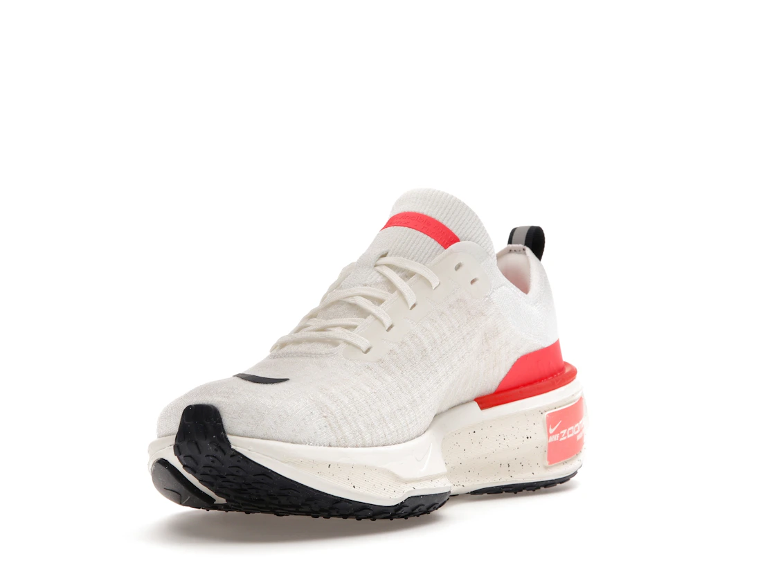 Vue 13 de Nike ZoomX Invincible Run 3 White Bright Crimson